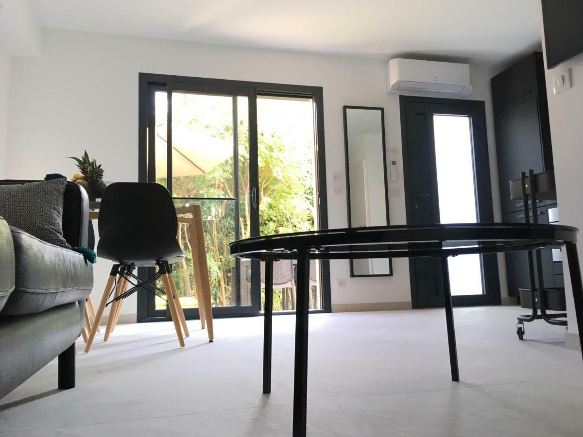Cassis Ma Vie La Apartment Luaran gambar